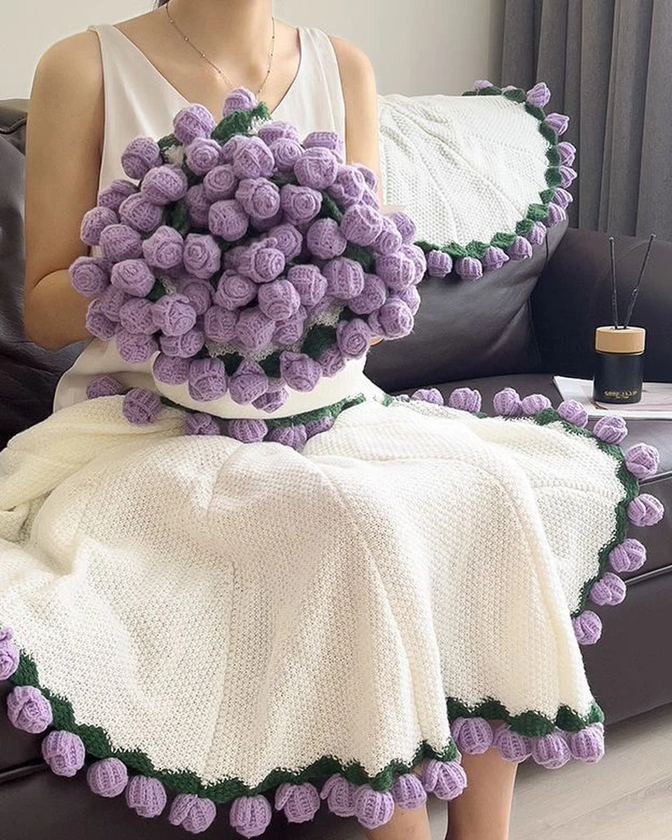 Purple rose bouquet blanket
